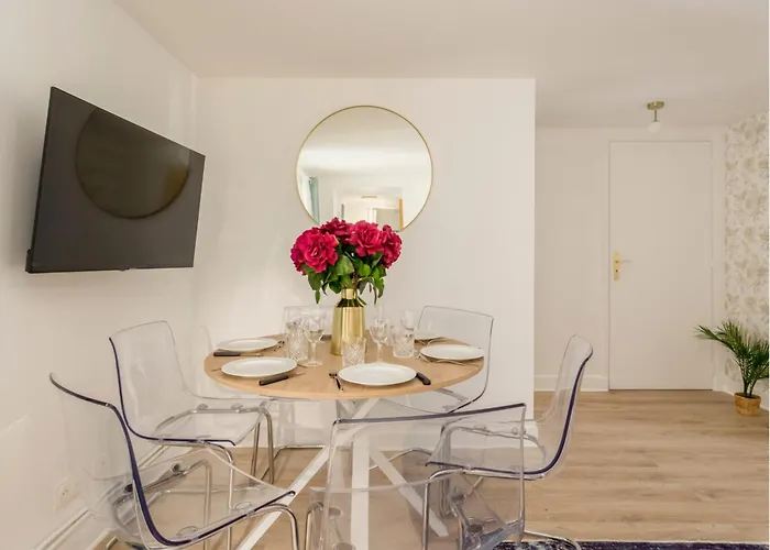 Merveil - Family - Louvre - Rivoli باريس